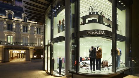 Prada inaugurates two new stores in Monte